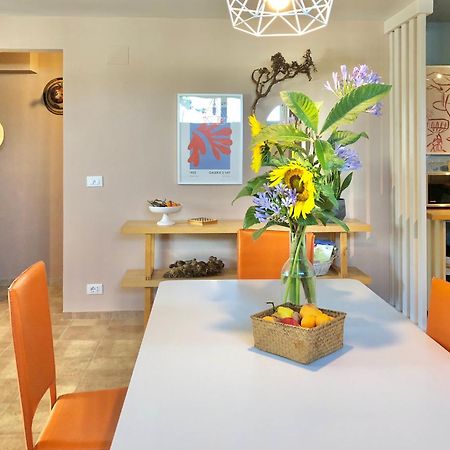 Blue Apricot Apartment Con Jacuzzi Montesilvano Marina Exteriör bild
